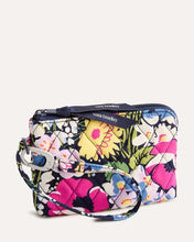 Load image into Gallery viewer, Clip & zip wristlet in poppy fields