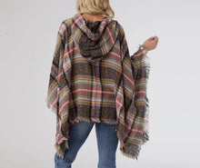 Load image into Gallery viewer, Hooded poncho
