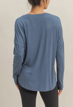 Load image into Gallery viewer, Basic comfort tee
