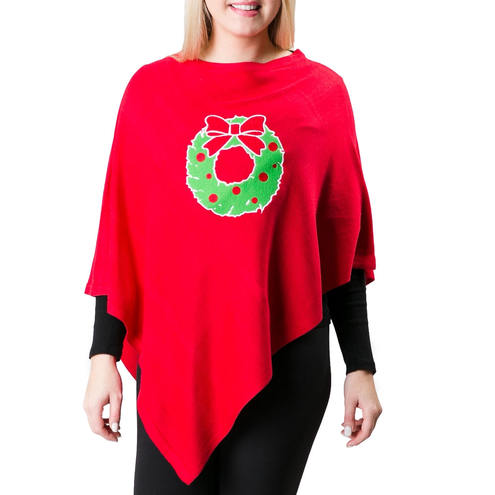 Holly poncho-wreath