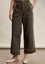 Load image into Gallery viewer, Embroidered wide-leg pant
