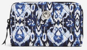 Vera Bradley RFID Turnlock Wallet