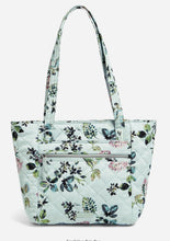 Load image into Gallery viewer, Small Vera Tote Bag in Performance Twill
