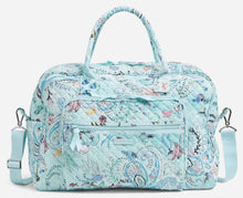 Load image into Gallery viewer, Weekender Travel Bag
