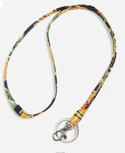 Load image into Gallery viewer, Vera Bradley Lanyard
